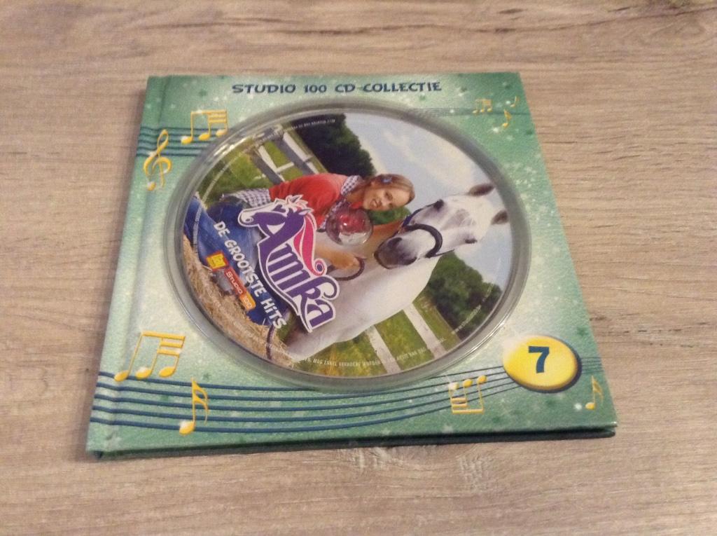 Studio 100 Amika CD collectie, Cd's en Dvd's, Verzenden, Zo goed als nieuw, 6 tot 9 jaar