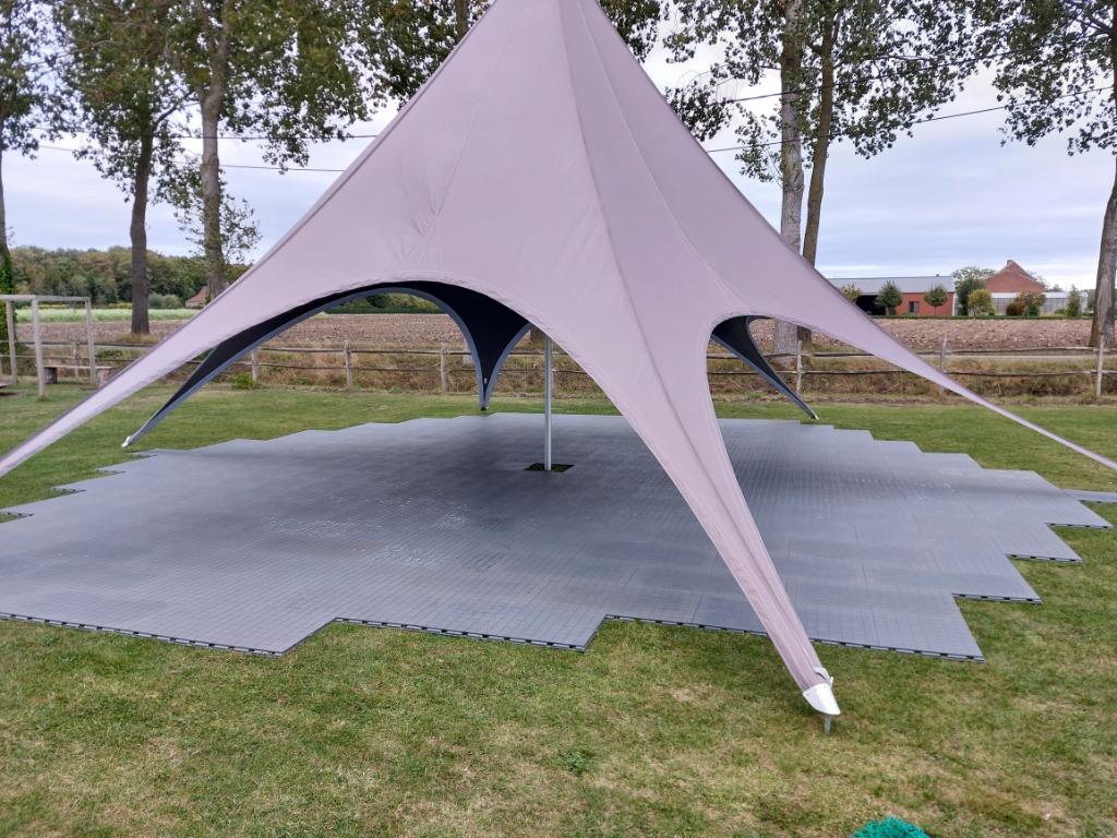Tentvloer huren, Hobby en Vrije tijd, Ophalen of Verzenden, Zo goed als nieuw