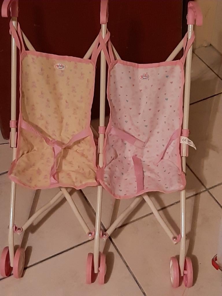 Tweeling poppen buggy, Kinderen en Baby's, Ophalen of Verzenden, Zo goed als nieuw