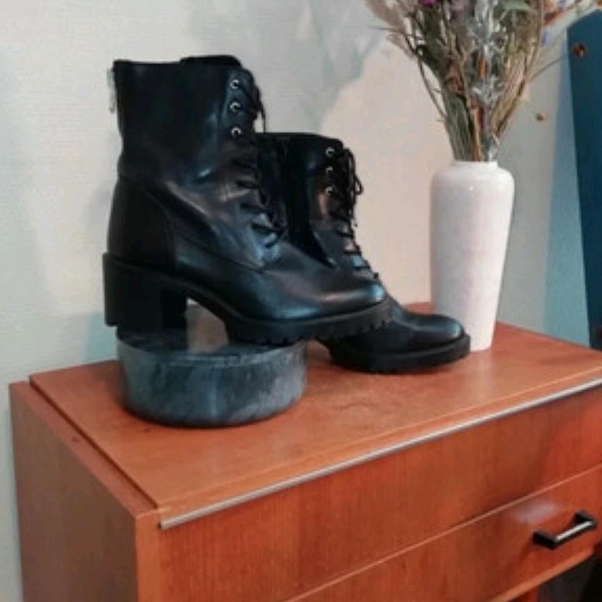 Nieuwe zwarte laarzen maat 41, Ophalen of Verzenden, Nieuw