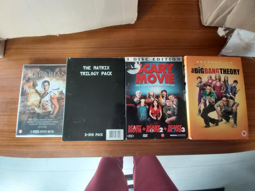 Lot van 4 trilogieën, Enlèvement ou Envoi, Comme neuf