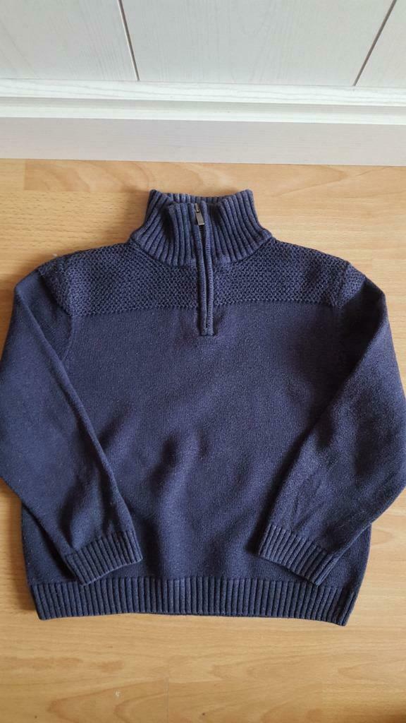 trui 4 jaar, Enlèvement ou Envoi, Comme neuf, Garçon, Pull ou Veste