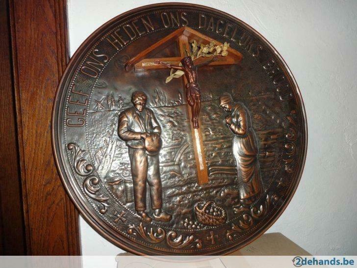 Koperen schaal met kruisbeeld, Antiek en Kunst, Antiek | Brons en Koper