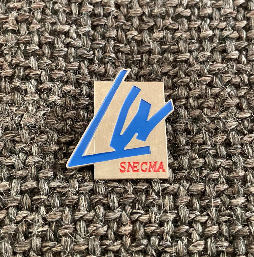 PIN - SNECMA - MOTEUR - AVION, Envoi, Utilisé, Autres sujets/thèmes, Insigne ou Pin's