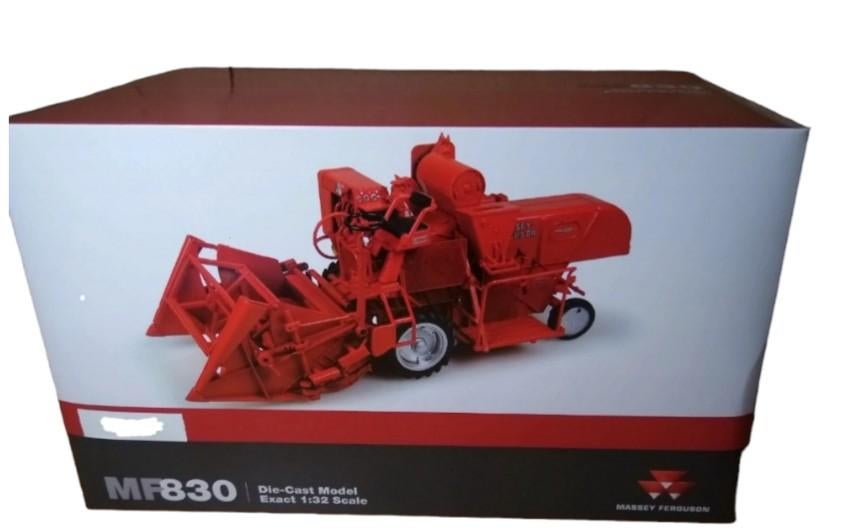 Massey Ferguson 830 Combine universal hobbies 1:32, Ophalen of Verzenden, Universal Hobbies