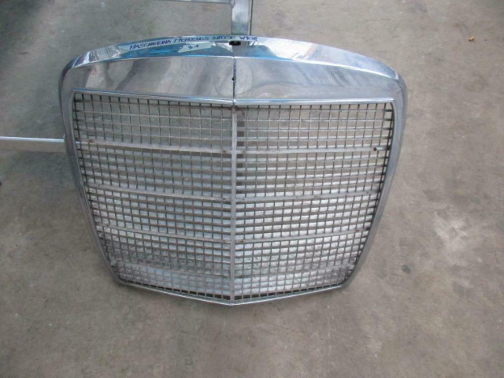 Grille voor Mercedes 280 SE w108, Ophalen of Verzenden, Gebruikt, Voor, Mercedes-Benz