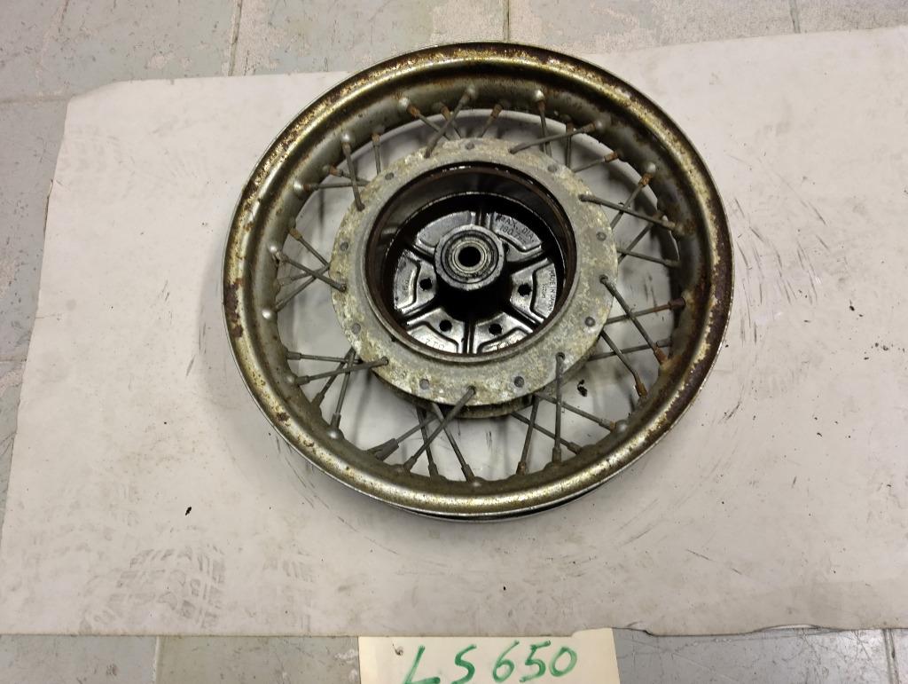 suzuki savage 650 ls 650 achterwiel velg met veel roest, Motoren, Ophalen of Verzenden, Gebruikt