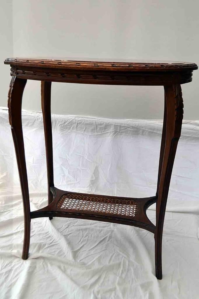 Table vintage/rétro, Enlèvement