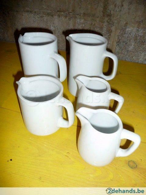 5 melkkannen-melkpotten, sauspotten-sauskannen, Ophalen, Gebruikt, Kop(pen) en/of Schotel(s)