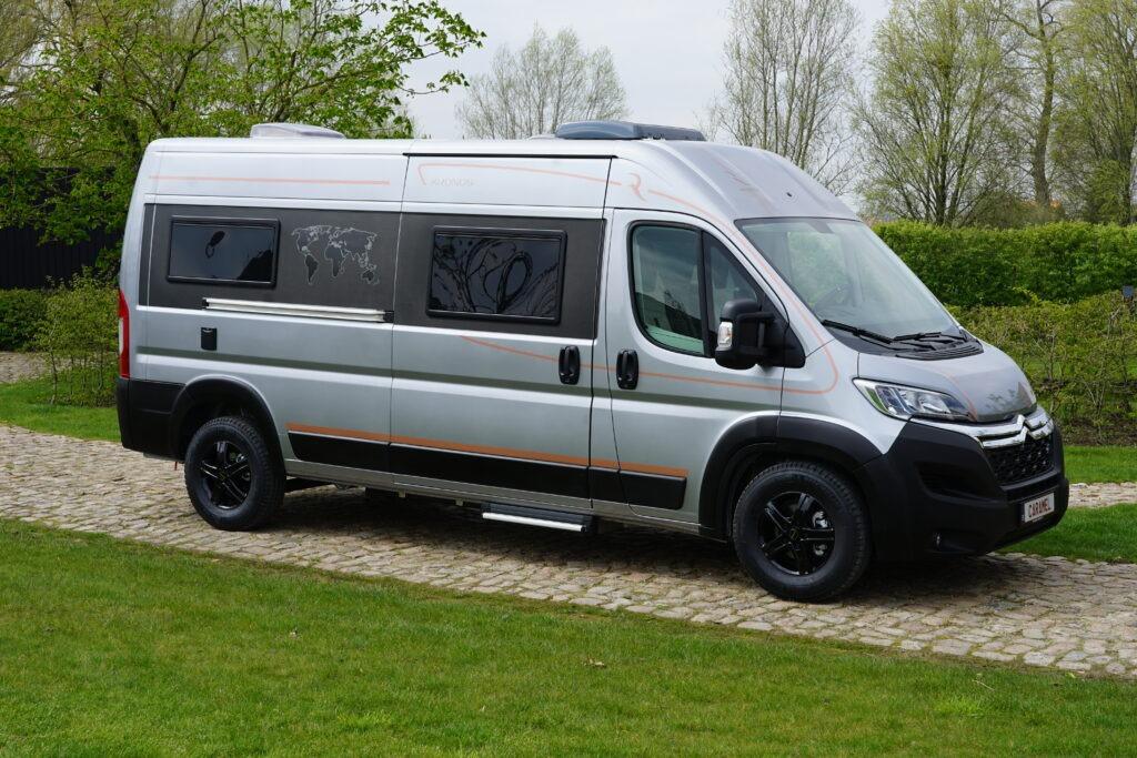 Campervan Robeta Demowagen 6.0meter langsslaper, Autres marques, Entreprise, 5 à 6 mètres, Diesel