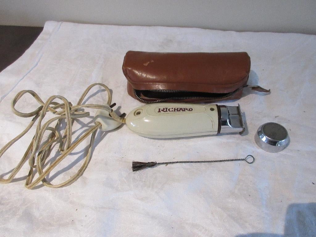 RICHARD SUPERSHAVER vintage scheerapparaat jaren 50, Verzamelen, Ophalen