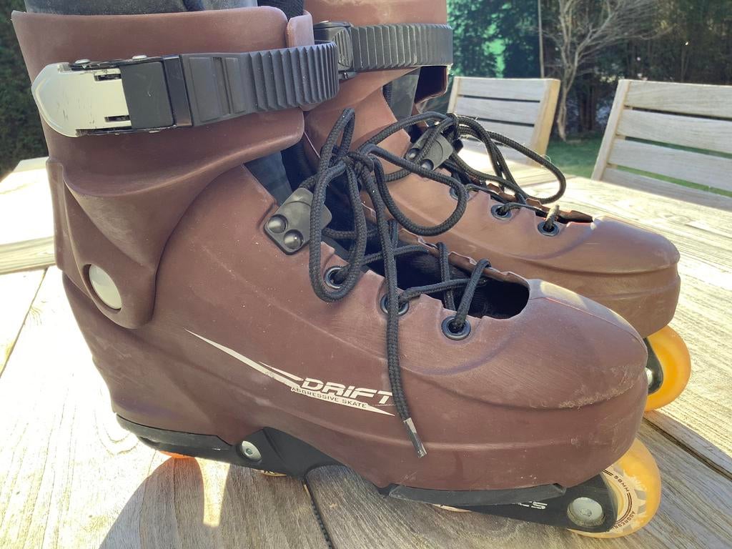 Skeelers Drift ( aggresive skate)bruin maat 40, Sport en Fitness, Skeelers, Gebruikt, Heren, Inline skates 4 wielen, Ophalen