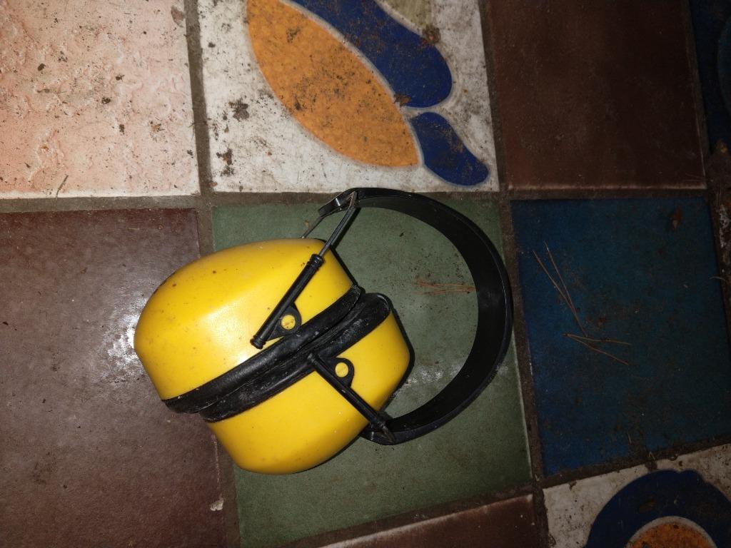 Gehoorbescherming, Doe-het-zelf en Bouw, Gehoorbeschermers, Ophalen, Zo goed als nieuw