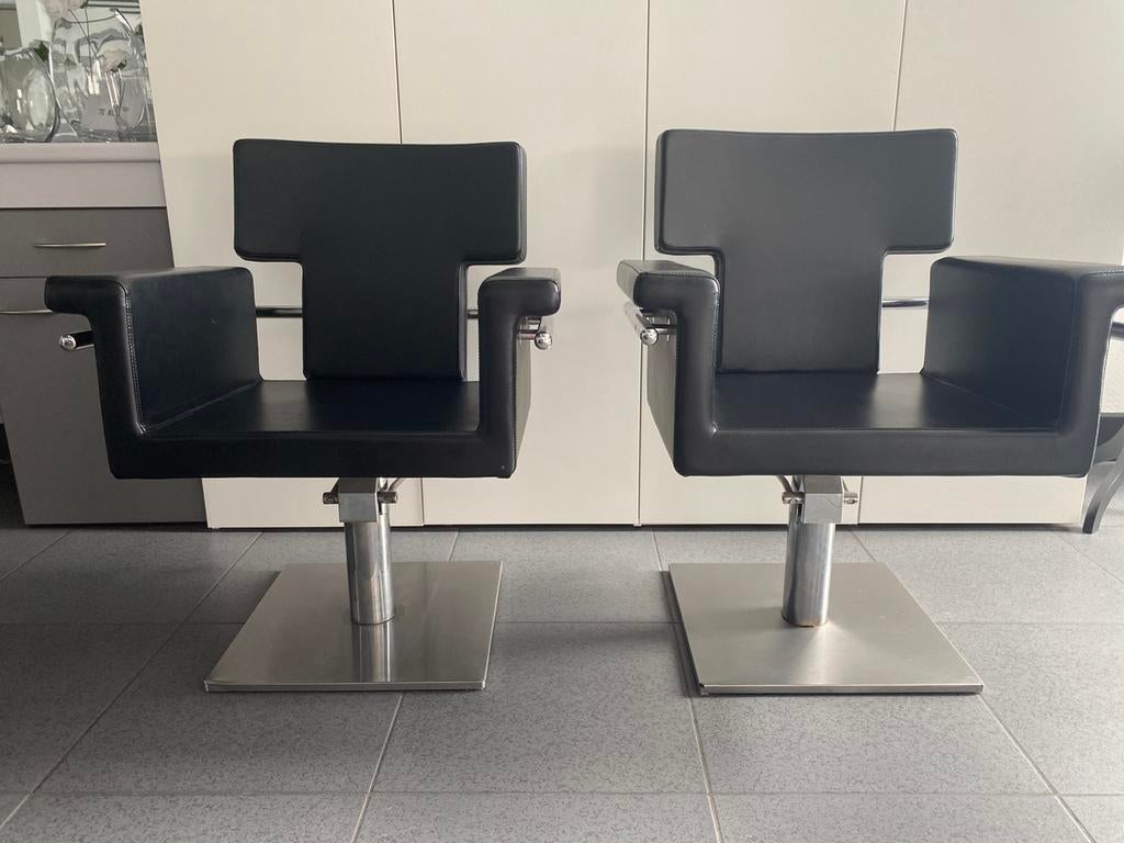 2 mooie lederen kapperstoelen met pomp, Zakelijke goederen, Ophalen
