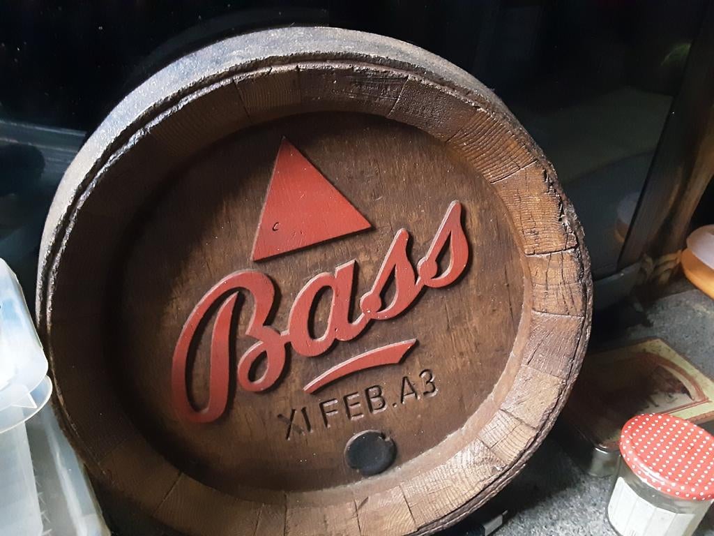 Reclame bord in hout bass, Verzamelen, Ophalen