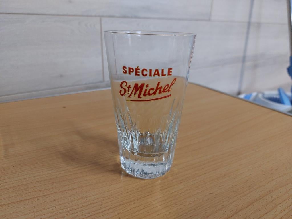 Verre à bière ancien St Michel, Enlèvement ou Envoi, Comme neuf, Verre à bière