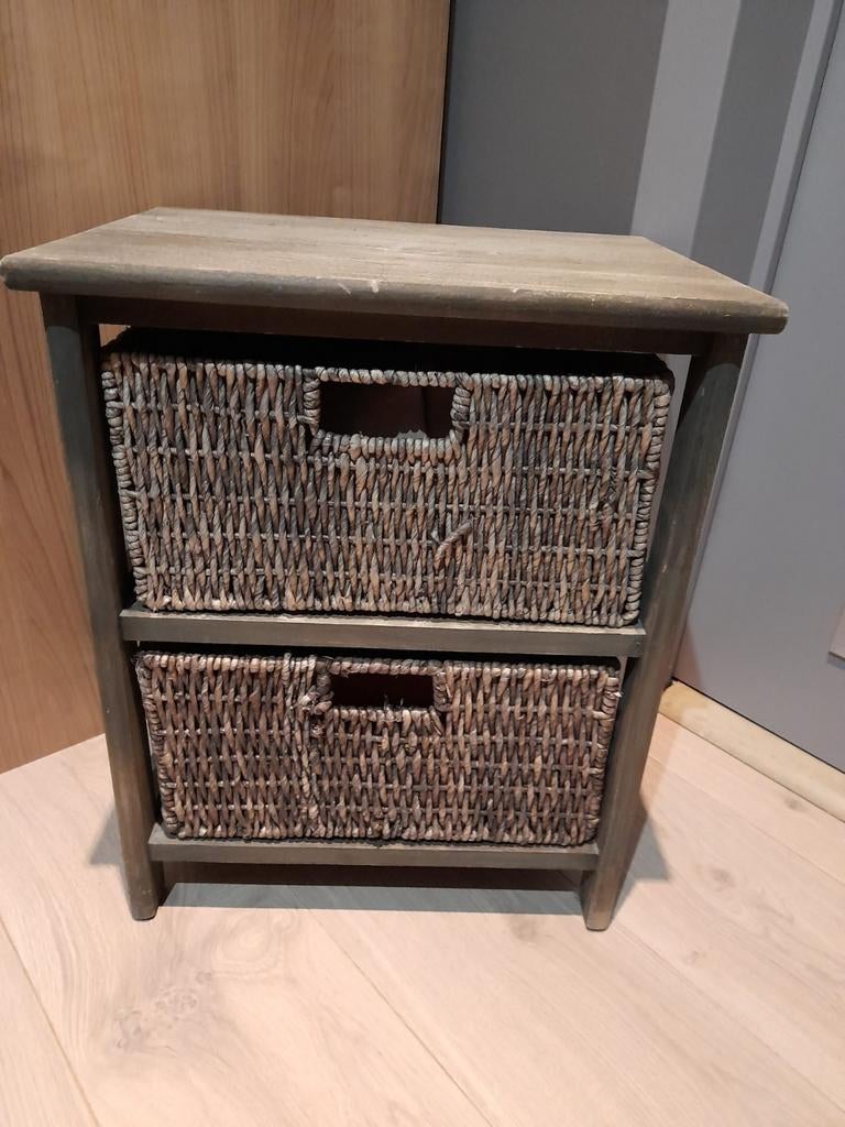 Twee nachtkastjes, Huis en Inrichting, Ophalen, Gebruikt, Minder dan 45 cm, Minder dan 55 cm