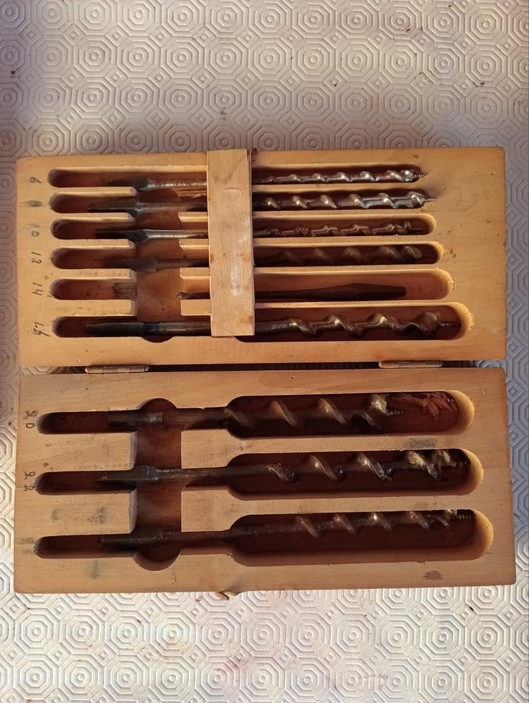 Borenset In Houten Etui's, Ophalen, Gebruikt