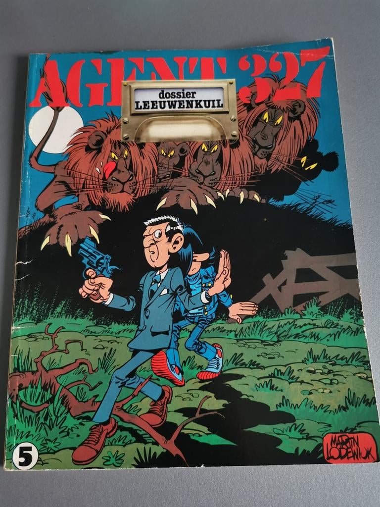 Strip Agent 327, Ophalen of Verzenden, Gelezen, Martin Lodewijk