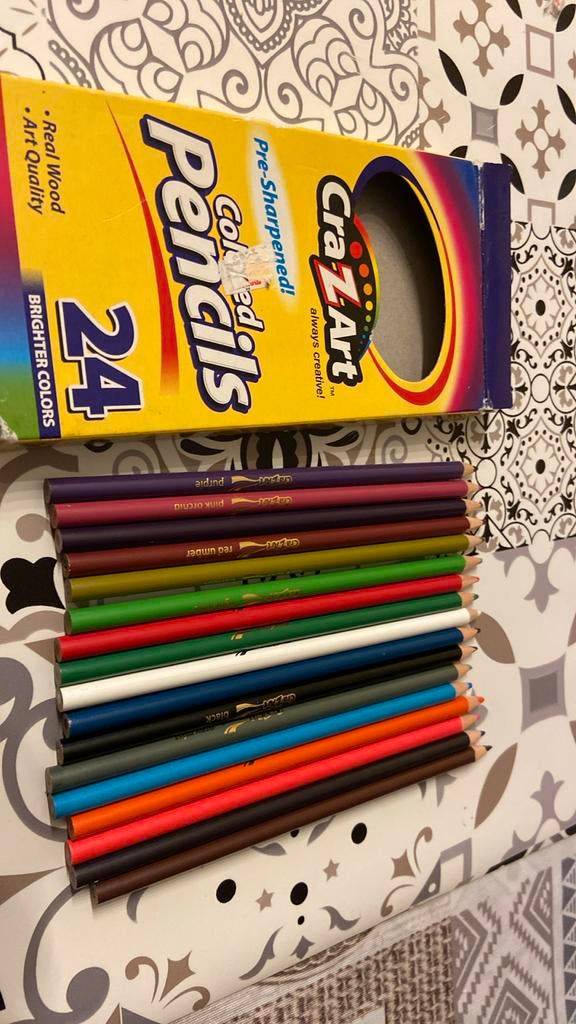 Crayons de couleur, Enlèvement ou Envoi, Comme neuf