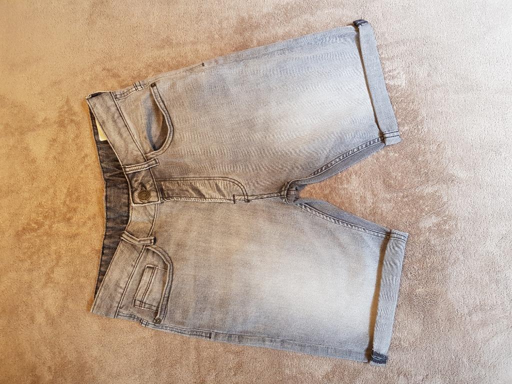 Jeansshort (Maat 28), Kleding | Heren, Overige jeansmaten, Ophalen of Verzenden, Zo goed als nieuw, Grijs