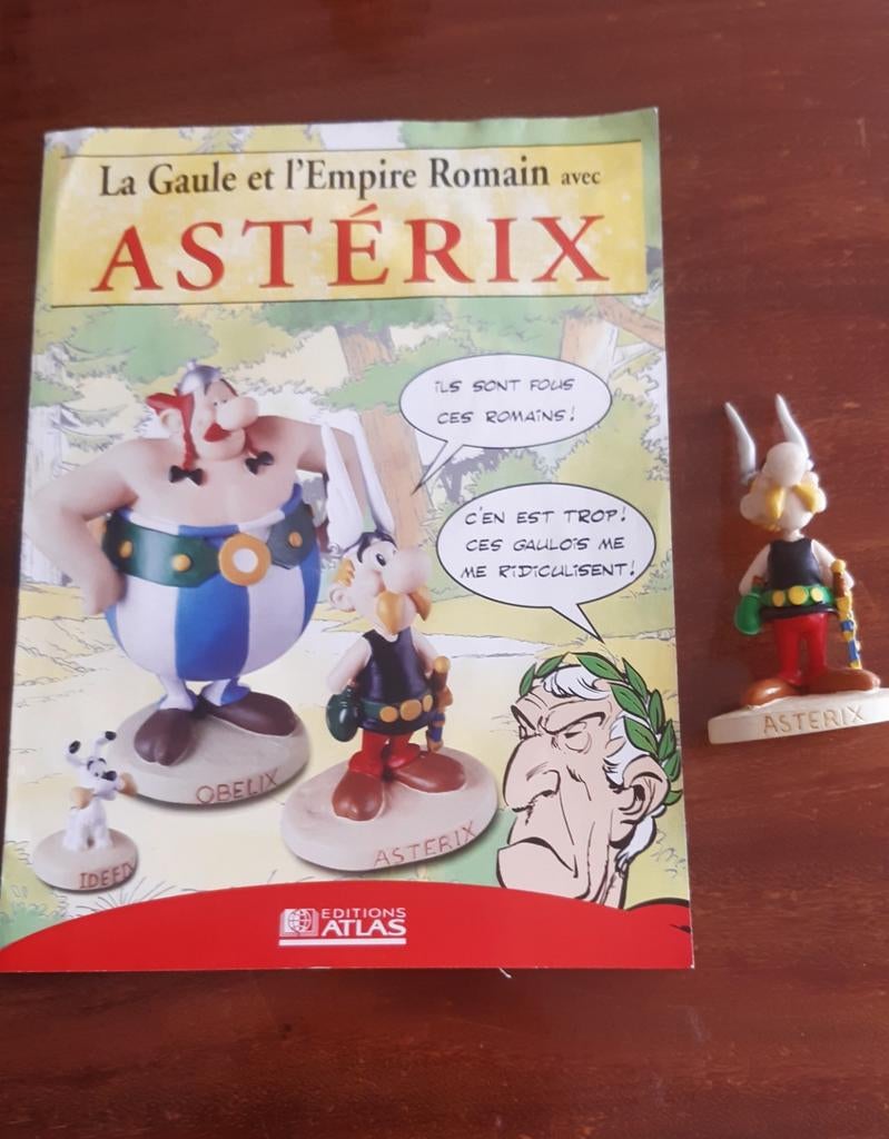 Asterix poster en beeldje van Asterix, Ophalen of Verzenden, Zo goed als nieuw