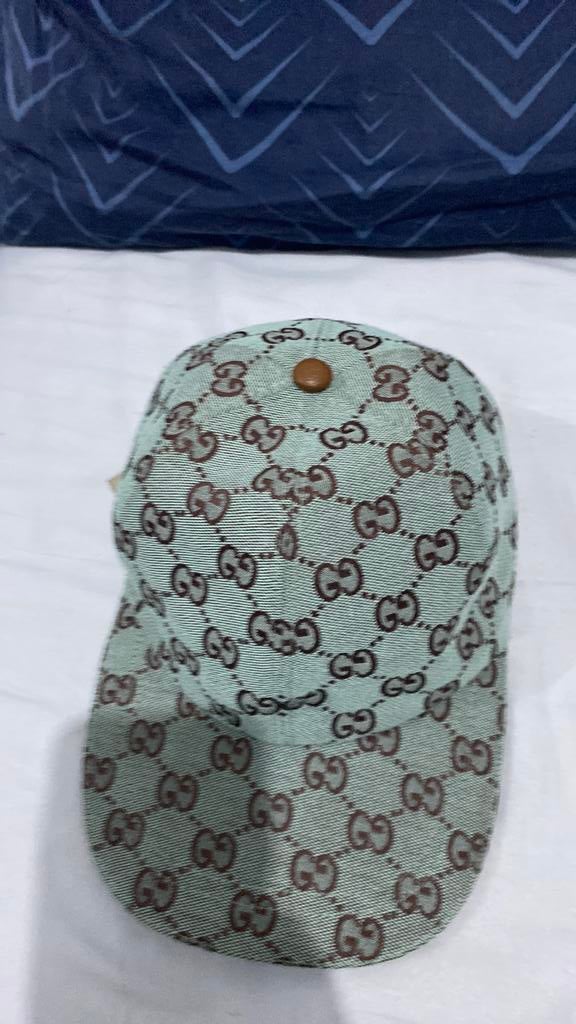 Casquette gucci, Kleding | Heren, Hoeden en Petten, Ophalen of Verzenden, Gucci, Pet, 57 cm (M, 7⅛ inch) of minder
