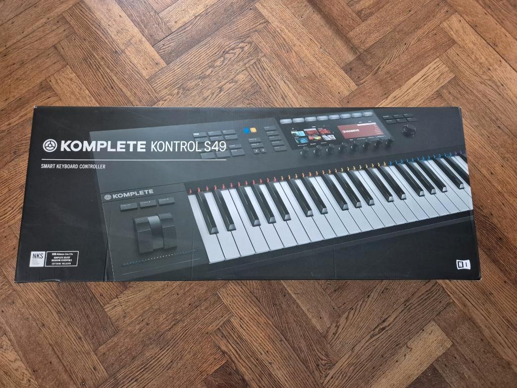 Native Instruments Komplete Kontrol S49 MK2, Muziek en Instrumenten, Keyboards, Zo goed als nieuw, 49 toetsen, Overige merken