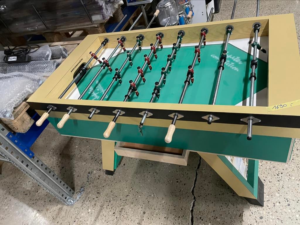 tafelvoetbal / voetbaltafel /kicker Jupiter 7-ster als nieuw, Ophalen, Zo goed als nieuw