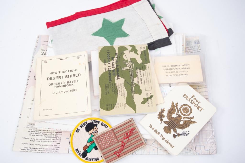 Desert Shield / Desert Storm GROOT lot originele items Irak, Verzamelen, Militaria | Algemeen, Ophalen of Verzenden