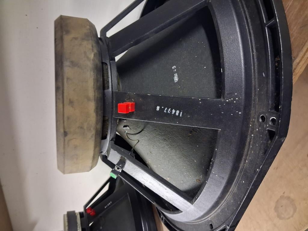 Speaker/ woofer 18 inch RCF l18s800, Ophalen, Gebruikt