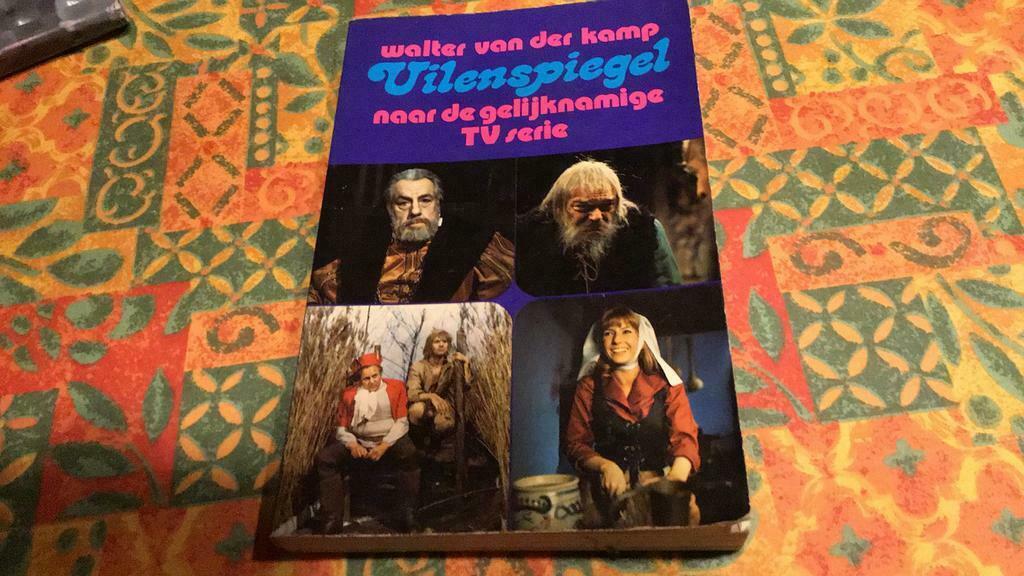 Uilenspiegel (€), Ophalen of Verzenden, Gelezen