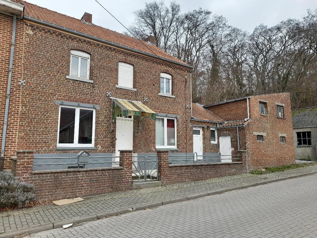 Belle maison de caractère sur la place de Nodebais, Vrijstaande woning, 1500 m² of meer, 4 kamers, 170 m²