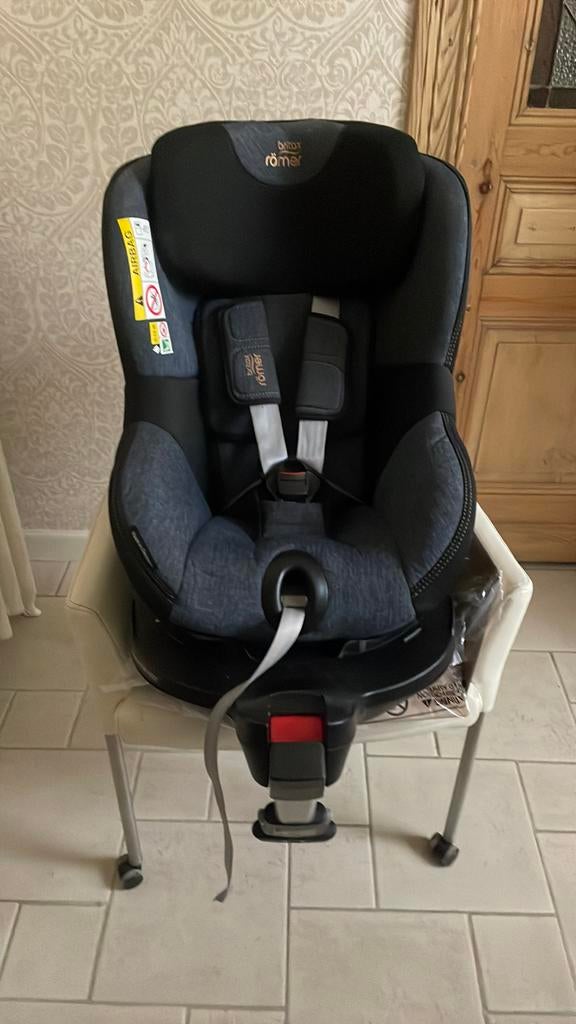 Britax Römer Dualfix M i-size blue marble, Enfants & Bébés, Sièges auto, Comme neuf, Romer, 0 à 18 kg, Isofix, Enlèvement