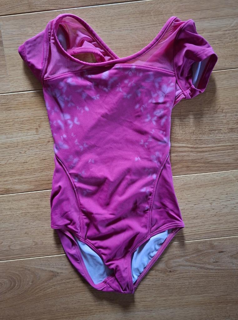 Roze turnpak 122-128, Gebruikt, Meisje, Sport- of Zwemkleding, Ophalen of Verzenden