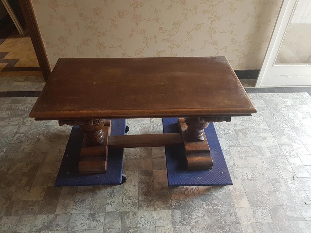 Salontafel, Enlèvement