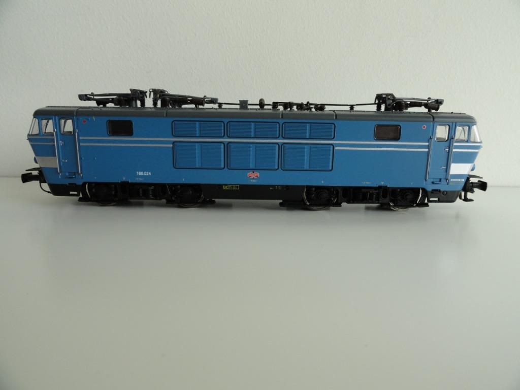 VITRAINS 2160  NMBS ELOC 160.024, Hobby en Vrije tijd, Modeltreinen | H0, Nieuw, Locomotief, Gelijkstroom, Overige merken, Analoog