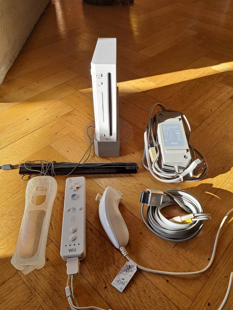 Nintendo Wii console bundel, Games en Spelcomputers, Spelcomputers | Nintendo Wii, Zo goed als nieuw, Met 1 controller, Met games