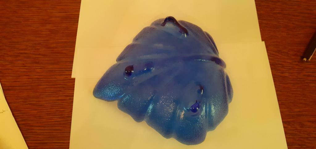 Plat bleu à apéritif, friandises en verre *, Enlèvement ou Envoi, Comme neuf, Verre, Autres types