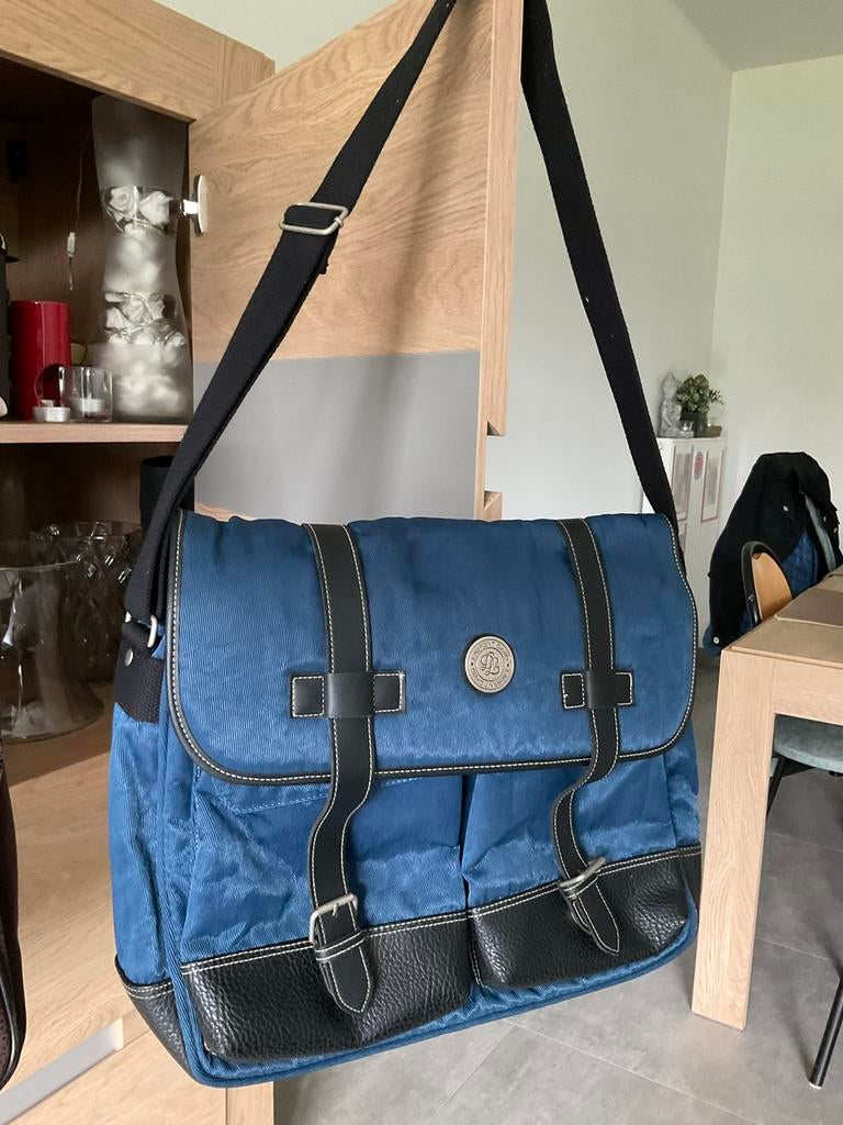 Nouveau sac de voyage/cartable Laurent David, Neuf, Enlèvement ou Envoi, Moins de 40 cm, 35 à 55 cm
