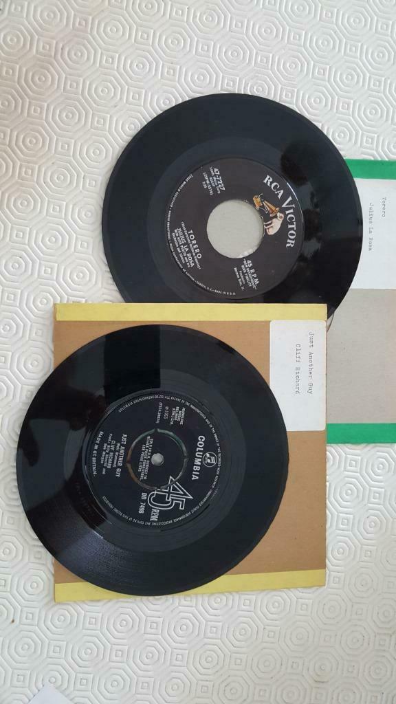 Musique Popcorn 45 et 33 T disques, Enlèvement
