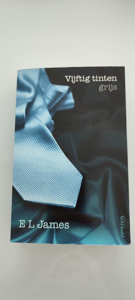 Cinquante nuances de gris, Enlèvement