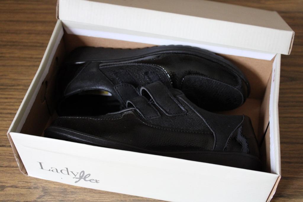 Ladyflex zwarte lage schoen bovenaan sluiting velcro maat 38, Kleding | Dames, Schoenen, Ladyflex, Nieuw, Ophalen of Verzenden