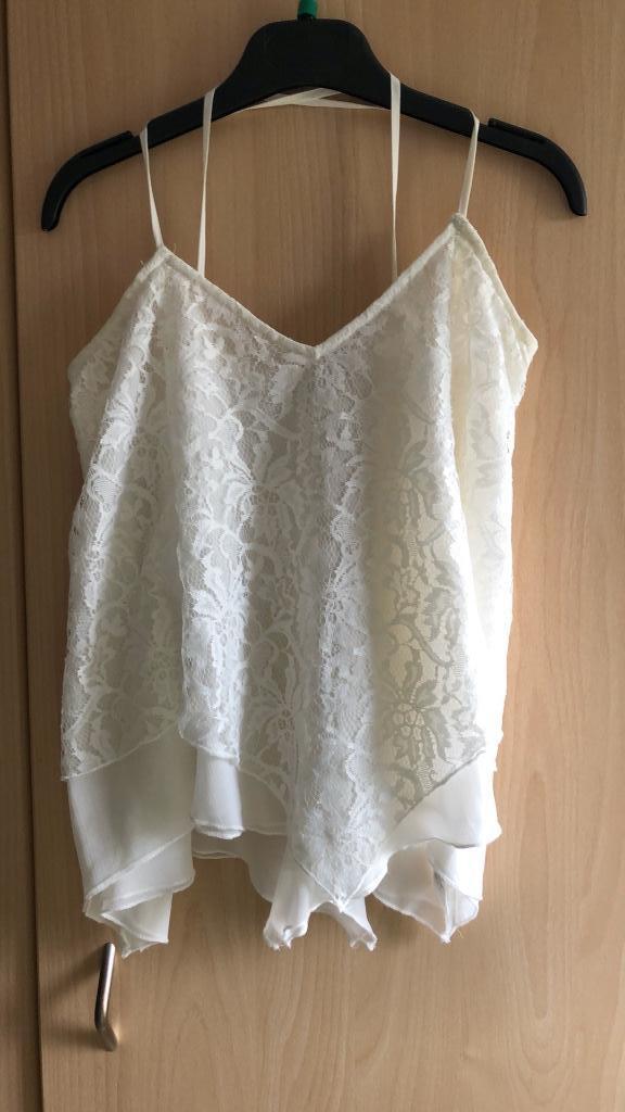 Blouse en dentelle Abercrombie Taille XS, Enlèvement ou Envoi, Comme neuf, Taille 34 (XS) ou plus petite, Blanc