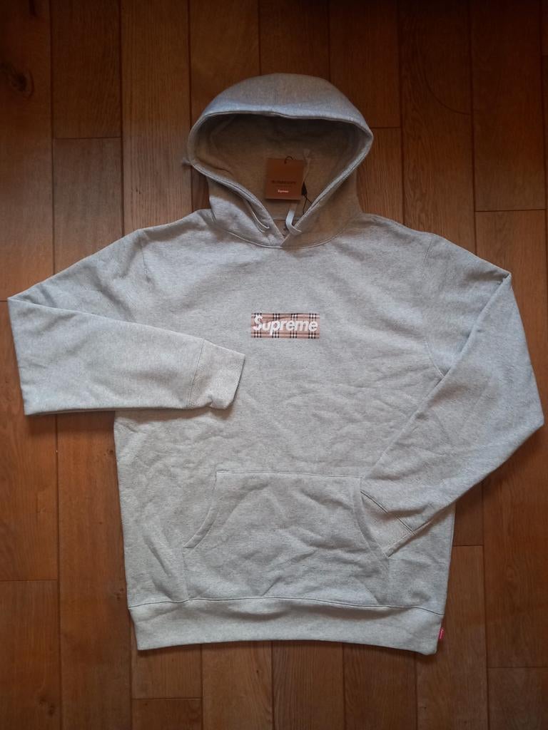 Supreme hoodie x Burberry boxlogo, Kleding | Heren, Verzenden, Maat 52/54 (L)