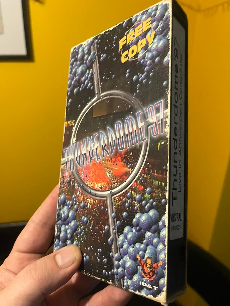 VHS Thunderdome 1997 ID&T, Enlèvement ou Envoi, Comme neuf