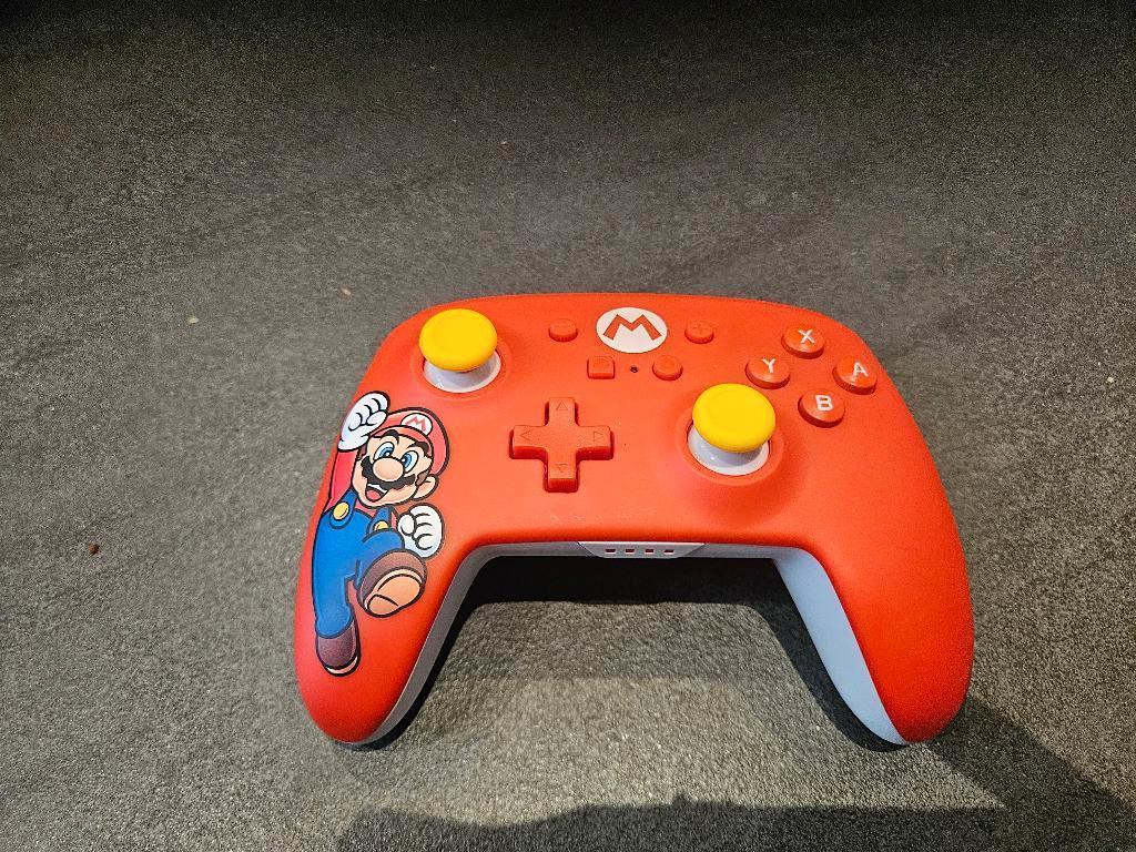 Manette switch mario, Consoles de jeu & Jeux vidéo, Consoles de jeu | Nintendo Consoles | Accessoires, Comme neuf, Enlèvement