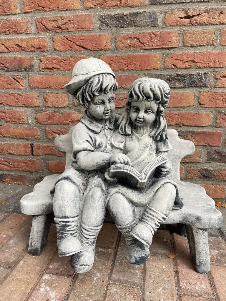 Kinderen op Bankje, Tuin en Terras, Tuinbeelden, Ophalen, Nieuw, Beton, Mensenbeeld