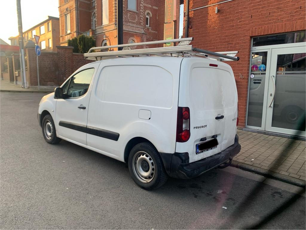 Peugeot partner 1.6 hdi CARPASS & DMD Immat EURO6B, Auto's, Euro 6, Diesel, Particulier, Te koop
