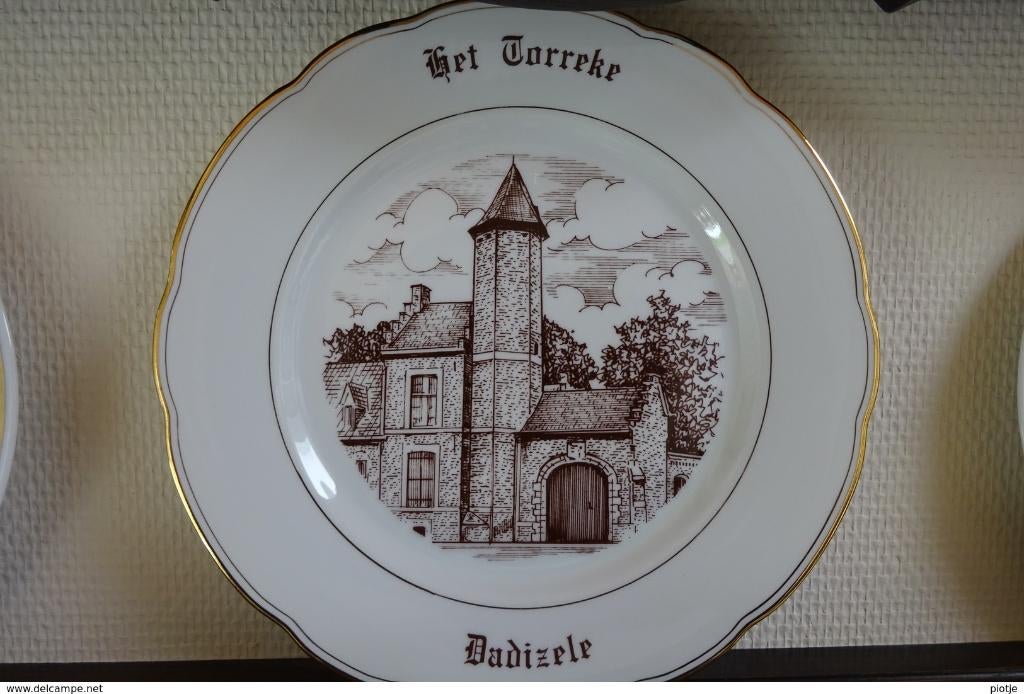 2 unieke borden DADIZELE magvam porselein (g swaenepoel), Antiquités & Art, Enlèvement ou Envoi